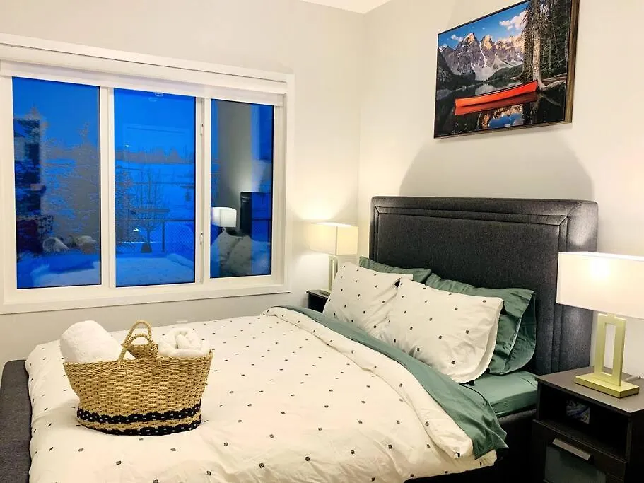 Appartement Private Entire Waterfront Guest Suite, Close To Banff, Canmore & Kananaskis Calgary